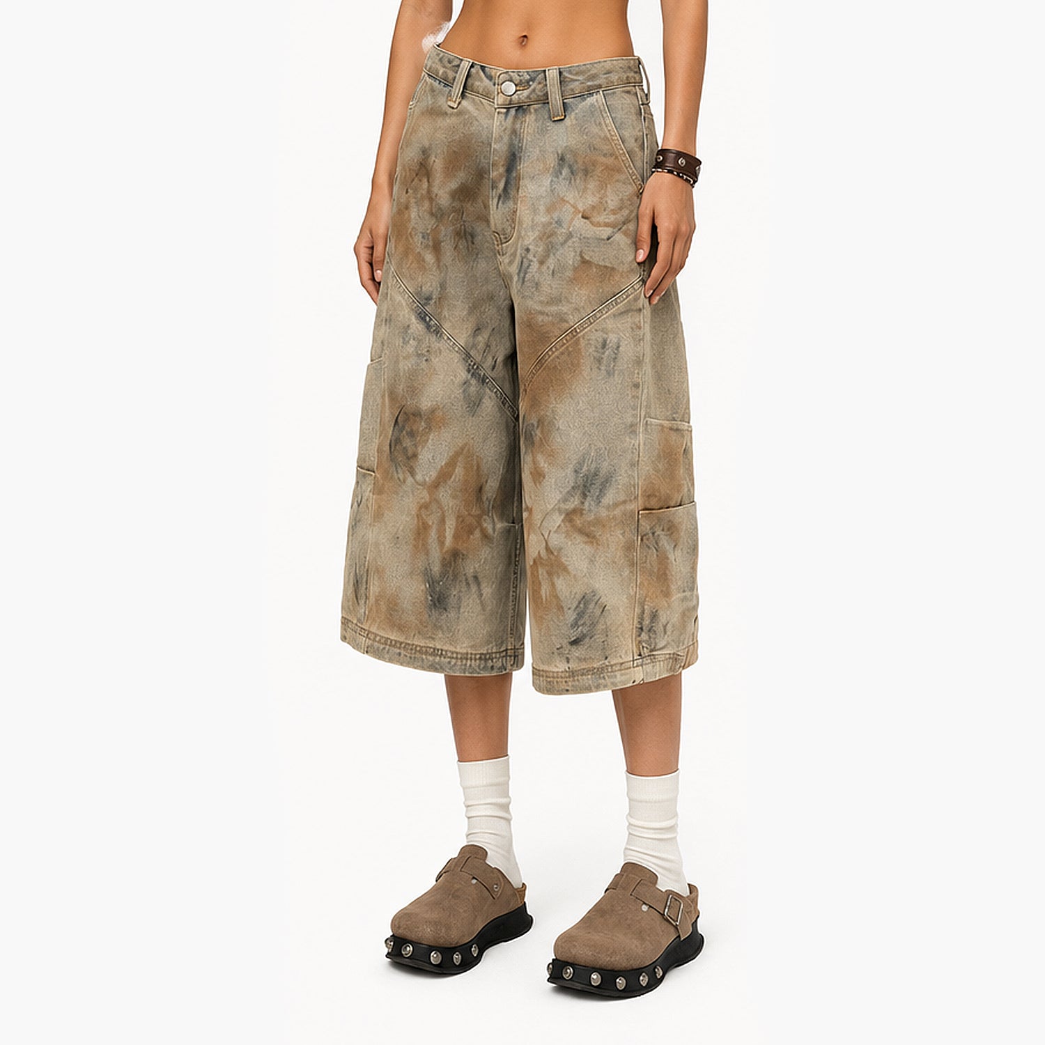 The Grunge Distressed Wide-Leg Capris